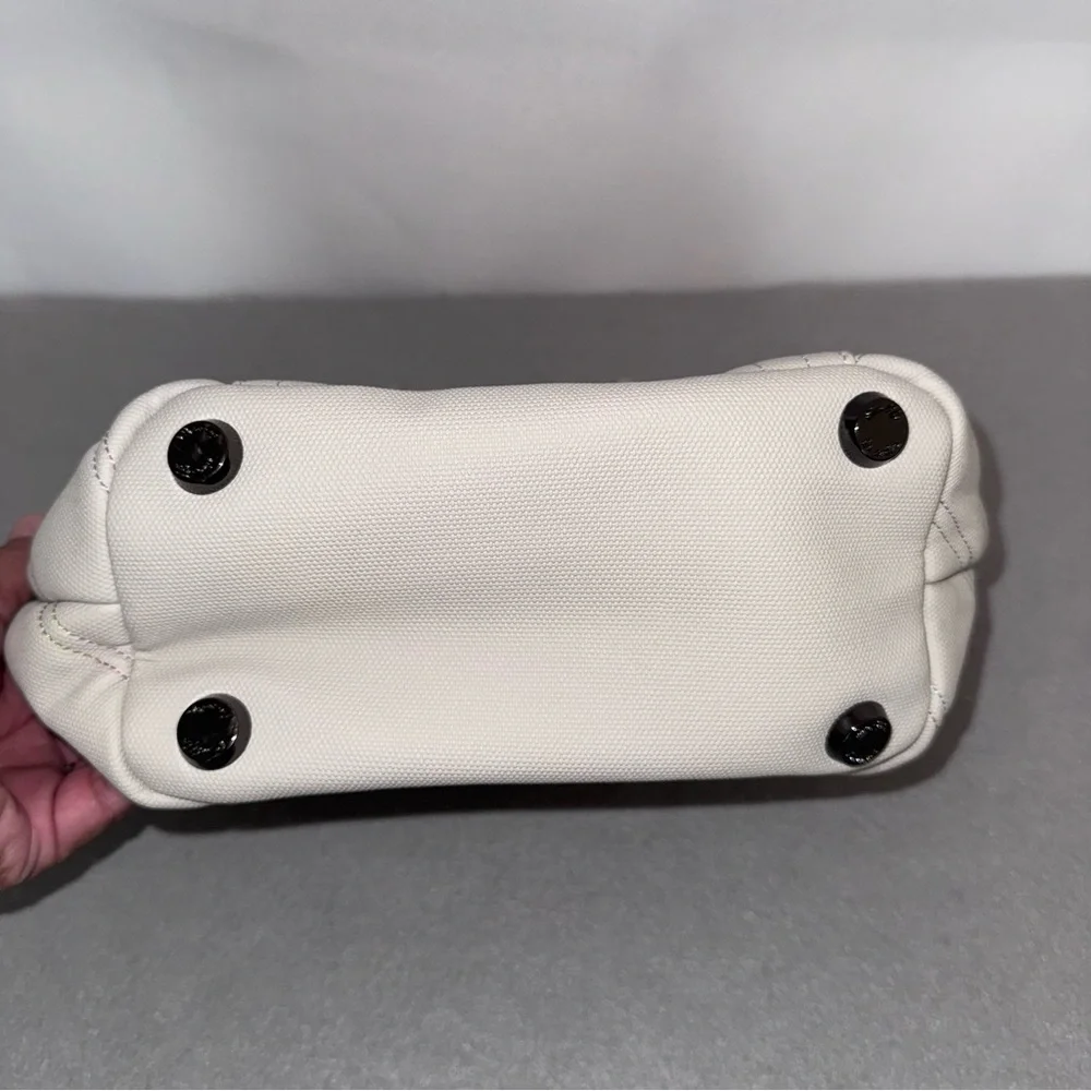 Lug Dory Matte Luxe Crossbody Bag - Picture 3 of 12